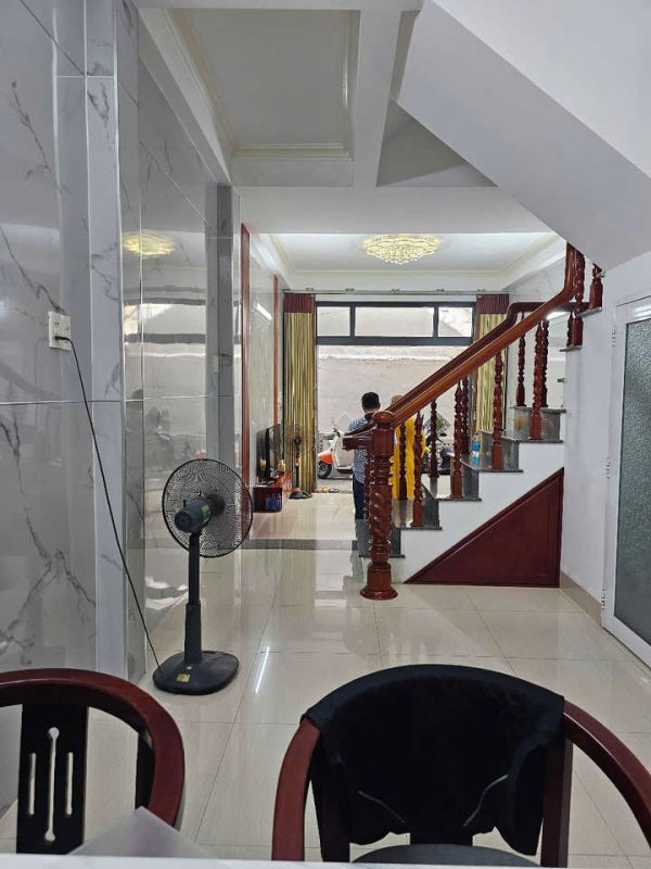 Cho thuê nhà đẹp hẻm Bạch Đằng, tỉnh Khánh Hòa